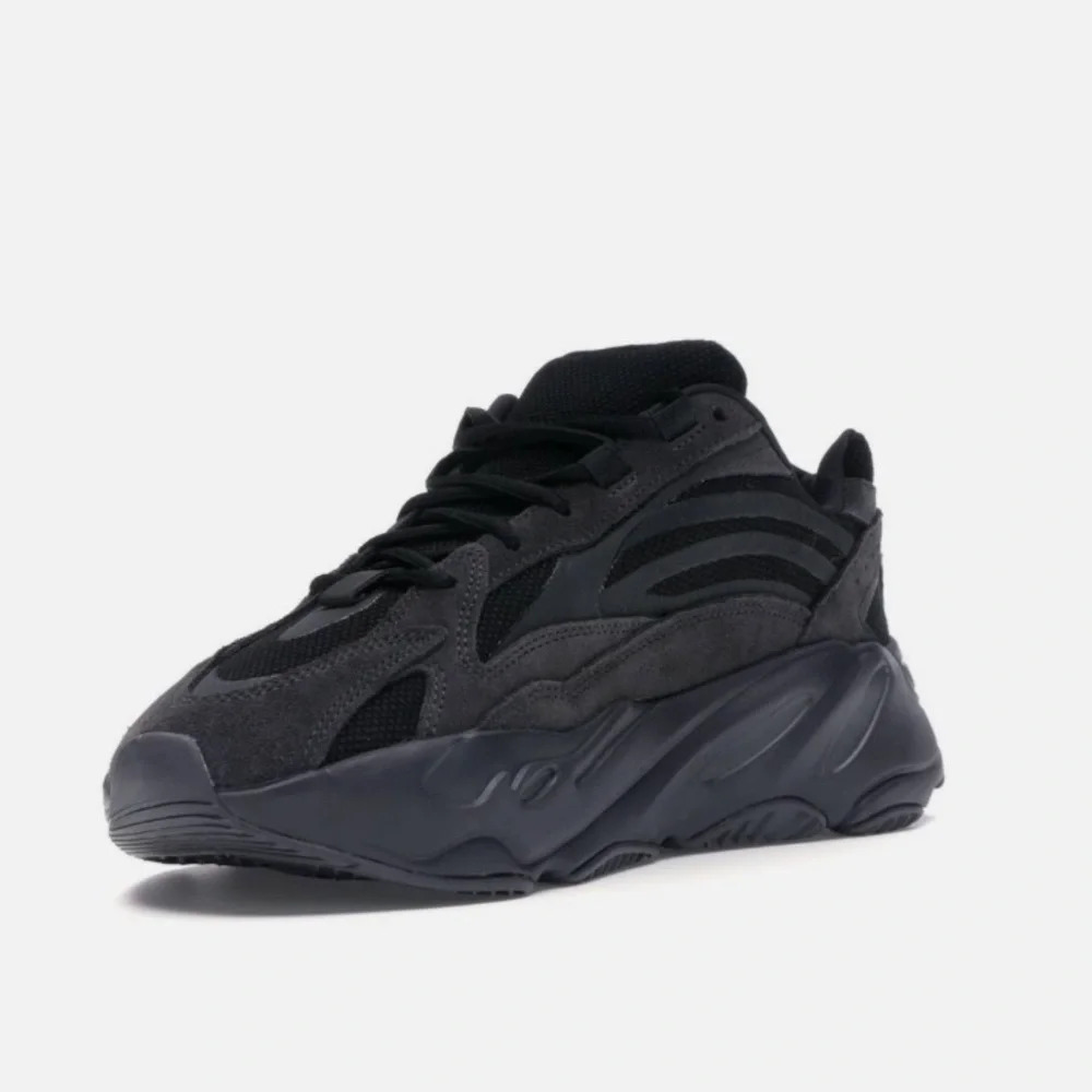 Adidas Yeezy Boost 700 V2 Vanta 9